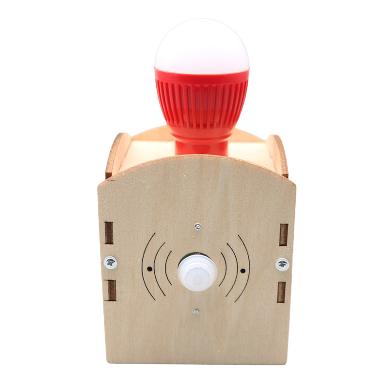 Luce notturna con rilevamento  - Science Max recensione e prezzo
